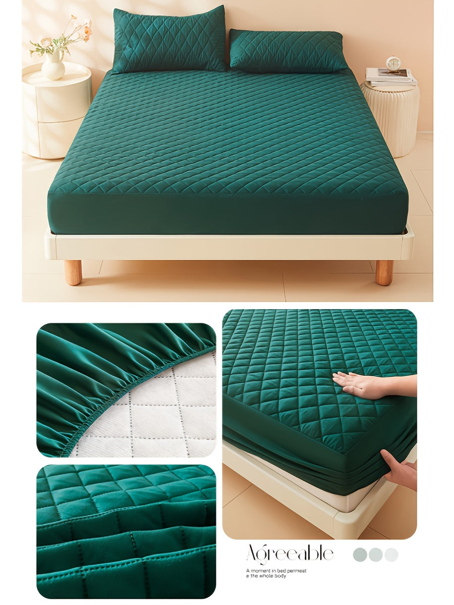 Este es un set de 3 piezas que incluye una funda protectora de colchón ultrasuave e impermeable y una media funda de almohada (el relleno de la almohada no está incluido). Cuenta con un diseño grueso y cálido en un color sólido, lo que lo convierte en una