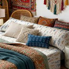 Juego de cama de tres piezas apto para todas las estaciones, que incluye una sábana, una sábana ajustable y fundas de almohada. Medidas: 90 cm, 105 cm, 135 cm, 150 cm y 180 cm.