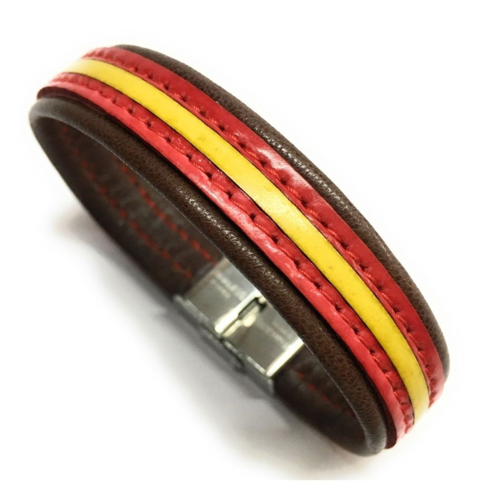Pulsera De Cuero Bandera De España (Fabricada Artesanalmente) | Complementos de Moda Unisex para Hombres y Mujeres de Estilo Atemporal y Elegante | Regalos Originales y Exclusivos