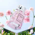 Este atractivo perfume en spray para mujer presenta un aroma a rosa con notas frescas y cautivadoras, mostrando un atractivo distintivo. Es una excelente opción tanto para eventos de negocios como sociales, presentado en un diseño de botella premium.