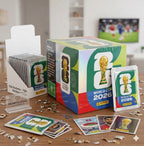 Expositor de pegatinas Panini Copa Mundial de la FIFA 2026 – 50 paquetes con un total de 350 pegatinas