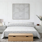 Juego de cama de tres piezas apto para todas las estaciones, que incluye una sábana, una sábana ajustable y fundas de almohada. Medidas: 90 cm, 105 cm, 135 cm, 150 cm y 180 cm.
