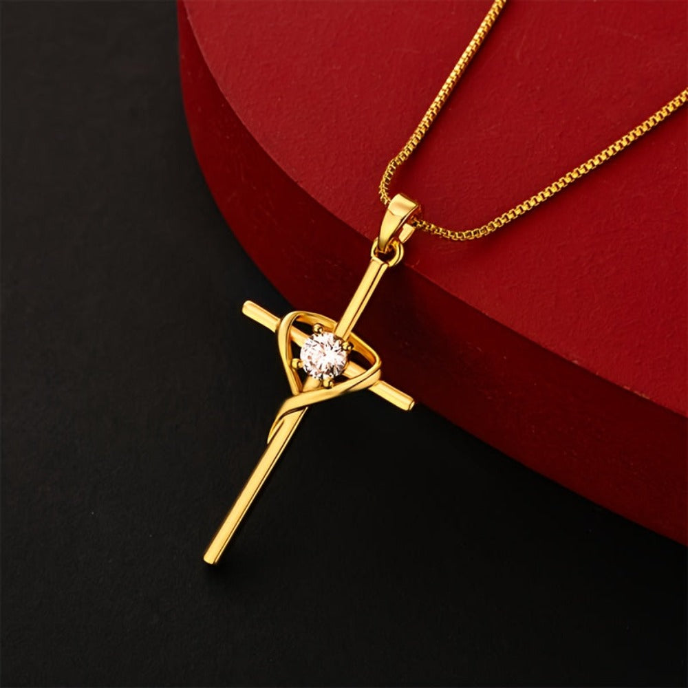 Esta elegante collar de cruz cuenta con plata de 925 y circonita dorada, lo que la hace ideal para el uso diario. Es un maravilloso regalo para mujeres en ocasiones como el Día de San Valentín, Navidad o aniversarios, y viene bellamente empaquetado en una