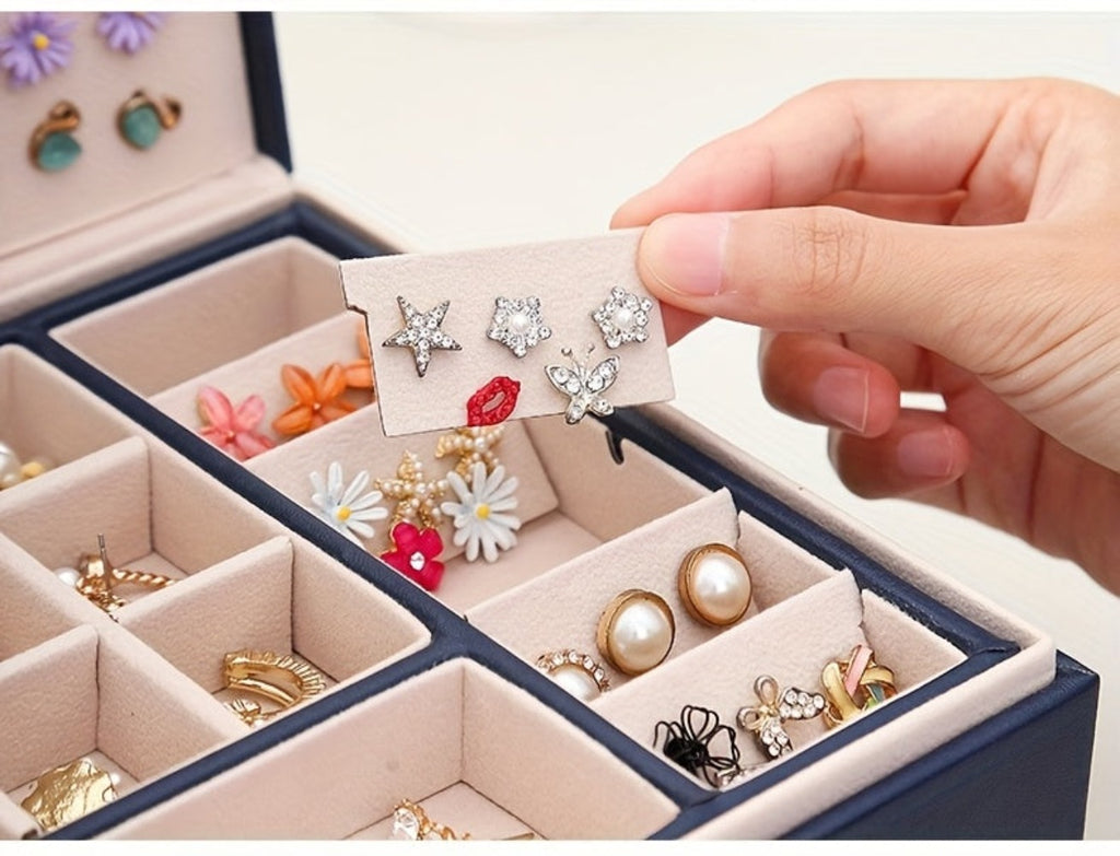 Organizador de Joyería de Lujo con Múltiples Niveles y Amplio Espacio para Collares, Aretes, Pendientes, Brazalete y Más, Fabricado en Cuero Sintético