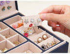 Organizador de Joyería de Lujo con Múltiples Niveles y Amplio Espacio para Collares, Aretes, Pendientes, Brazalete y Más, Fabricado en Cuero Sintético