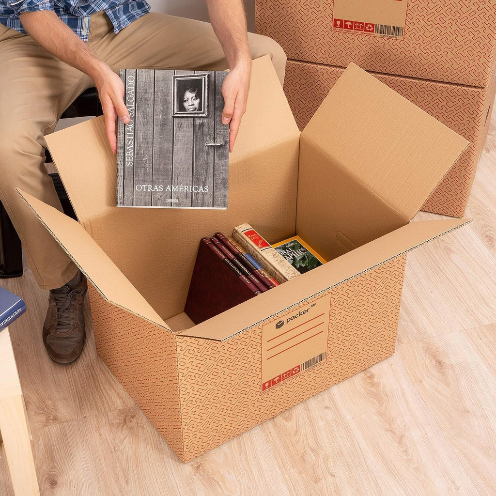 Caja Cartón para Mudanzas y Almacenaje Ultra Resistentes con Asas, Fabricadas en Cartón Duro, Ideal para Mudanzas o Almacenaje de Libros y Ropa, Transporte Cómodo y Seguro gracias a las Asas Laterales - packer PRO