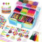 Un kit para hacer pulseras de gomas elásticas con 40 colores y más de 18,000 gomas elásticas, completo con un contenedor de tres capas. Es perfecto para manualidades, incluyendo pulseras y collares, y es un gran regalo para Navidad.