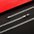 Collar de eslabones cubanos plateado de 925, con un peso de 15.5g/18.5g/20.6g, con un contenido plateado de 10g/12.3g/13.4g. Con un diseño elegante y minimalista, adecuado para uso diario, viene con una caja de regalo prémium.