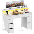 Escritorio para Gaming con 8 Cajones de Tela, Soporte para Monitor con Luz LED, Regleta Europea (2 AC/2 USB), Tapa de Madera, Patas Ajustables para Oficina en Casa/Sala de Juegos