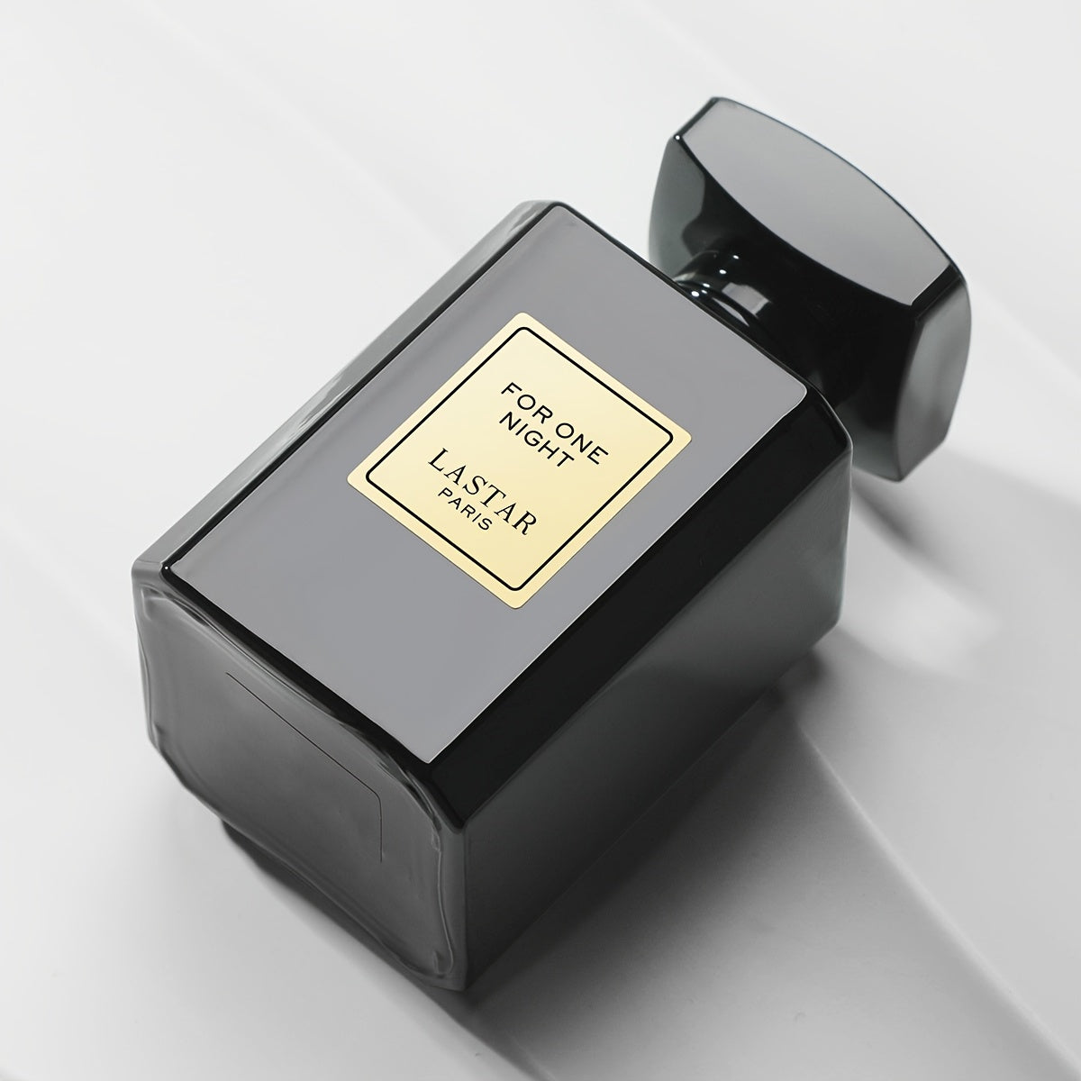Perfume Clásico Negro para Hombre de 55ML, Botella Cuadrada de Lujo Minimalista, Fragancia Amaderada Estable y Rica, Notas de Madera Rara, Fragancia de Larga Duración, Perfume Perfecto para Citas para Hombres y Mujeres, Regalos de San Valentín y Aniversar