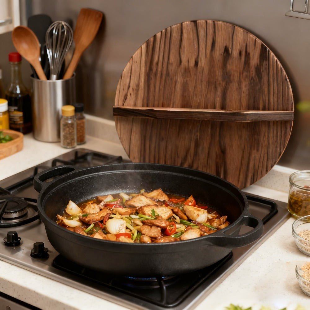 Olla de hierro fundido de 25CM con doble asa y tapa de madera, material de hierro fundido de alta calidad, conducción de calor uniforme, compatible con vaporización, fritura, estofado y hervido, apta para cocinas de inducción, estufas de cerámica y fuego
