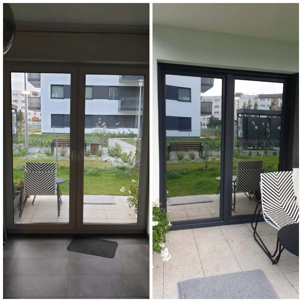 Película de aislamiento térmico y protector solar para ventanas con kit de instalación, 300 x 75 cm, efecto espejo veneciano, color plateado, reducción de deslumbramiento, bloqueo de rayos UV, revestimiento antiarañazos, resistente a la intemperie, autoad