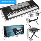 Teclado electrónico de 61 teclas diseñado para principiantes, con piano digital de 500 tonos y un modo de enseñanza de tres niveles. Incluye soporte de piano, taburete, pantalla LCD y atril.