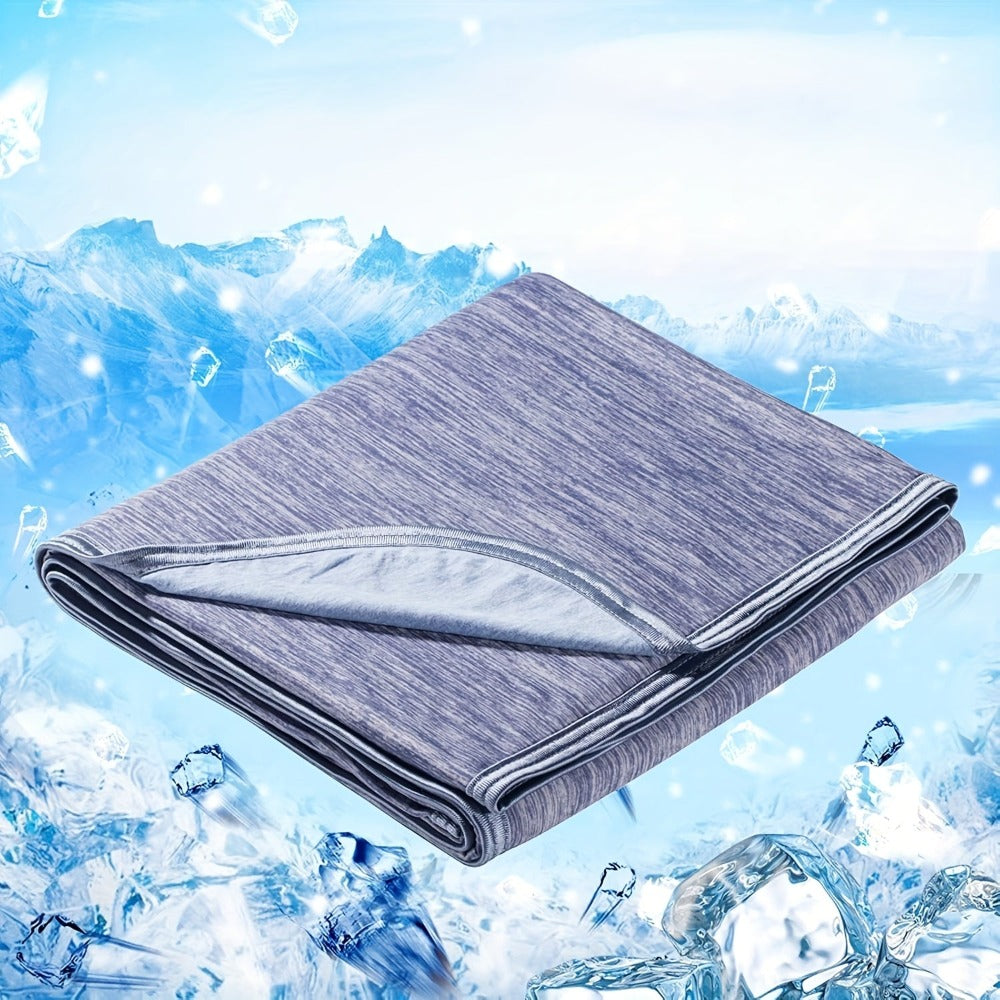 1pc Manta Autoenfriante Arc-Chill Q-Max 0.5, Manta de Verano Delgada Doble Cara 2-en-1, 100% Poliéster y Nailon, Negra con Patrón de Nubes, 130x170cm, 150x200cm, 200x220cm, Lavable a Máquina, Multiusos para Personas, Jóvenes, Colcha, Manta Acolchada
