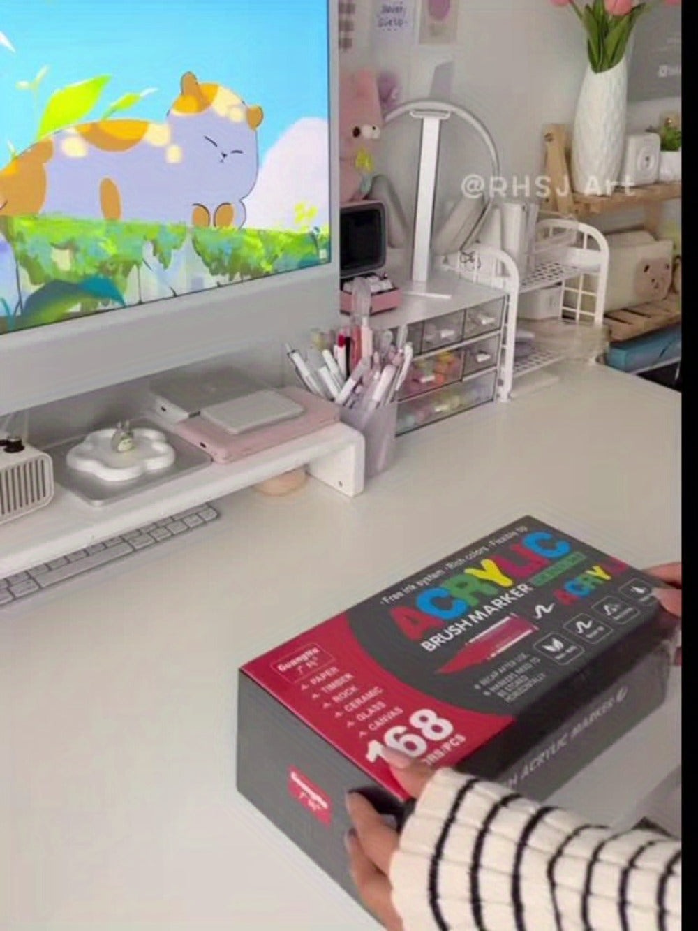 Rotulador de 168 colores con punta de pincel suave, ideal para usar en roca, madera, lienzo, piedra, vidrio y cerámica - Punta anti-compresión para una aplicación suave - Perfecto para manualidades, regalos navideños y proyectos artísticos