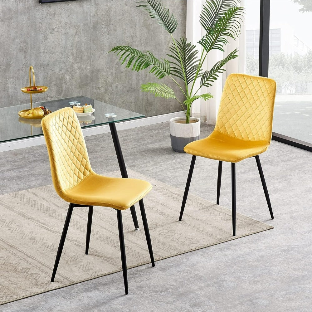 Sillas de comedor MCC Direct en conjunto de 4 piezas Hechas de terciopelo, patas de metal, sillas Lexi, sillas de diseño