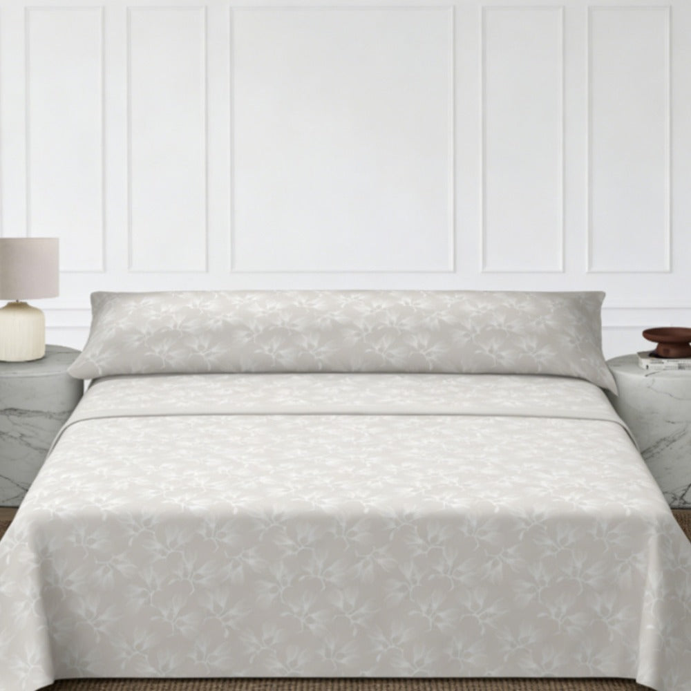 Juego de cama de tres piezas apto para todas las estaciones, que incluye una sábana, una sábana ajustable y fundas de almohada. Medidas: 90 cm, 105 cm, 135 cm, 150 cm y 180 cm.