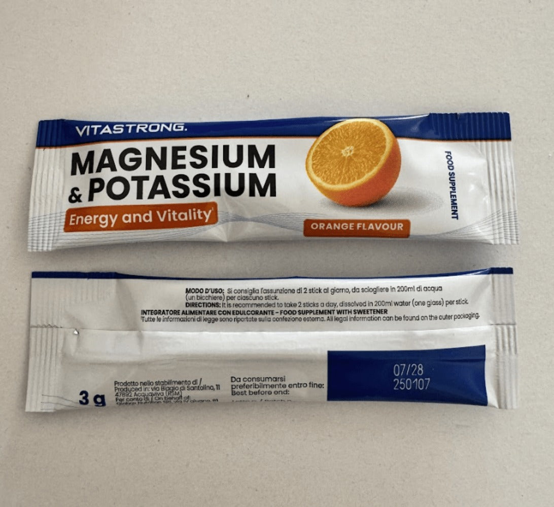 Vitastrong Magnesio y Potasio Fórmula 10 en 1, Sobres de Suplemento Multivitamínico de Potasio y Magnesio, 24 Barras con Vitamina C y Complejo B, Sin Sacarosa, Sin Gluten, Sabor a Naranja