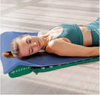 Aspria Set de Acupresión Verde 3/4 Piezas, Colchoneta de Acupresión y Almohada de Acupresión, para que te Relajes Cuerpo y Mente. Colchoneta de Acupresión Verde + Toalla Gruesa + Bolsa de Almacenamiento. MGY-S3-004