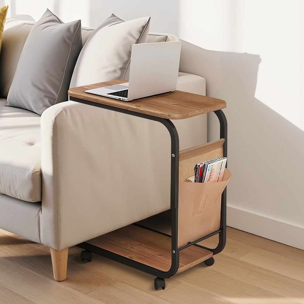 Mesa Auxiliar de Sofá de Doble Capa, Mesa de Sofá Compacta que Ahorra Espacio, Mesa Rodante con Bolsillo Lateral, Adecuada para una Sala de Estar con Ruedas Giratorias de 360 Grados en un Diseño en Forma de C