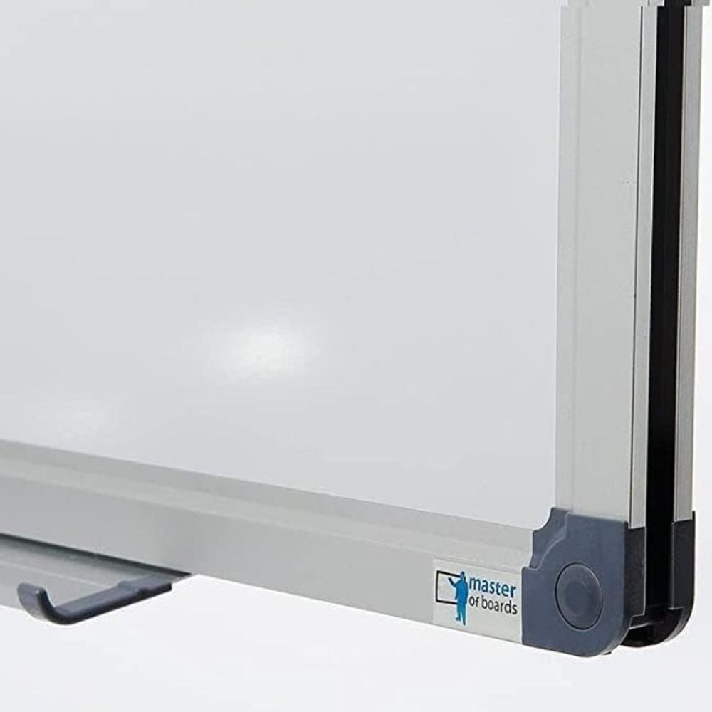 Pizarra Magnética KARAT con Marco de Aluminio - Soporte para Bolígrafos Removible - Resistente a Arañazos y Limpiable con un Paño Seco - Pizarra Magnética para Oficina, Hogar y Escuela - Formato Vertical o Horizontal