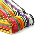HOME PRO - 100 Perchas Metálicas de 40cm Coloridas para Ahorrar Espacio - Hogar y Lavandería - Perchas Antideslizantes y Resistentes, Diseño Ultrafino para Ahorrar Espacio, Colores Brillantes Surtidos, Antideslizantes y Robustas detail imag