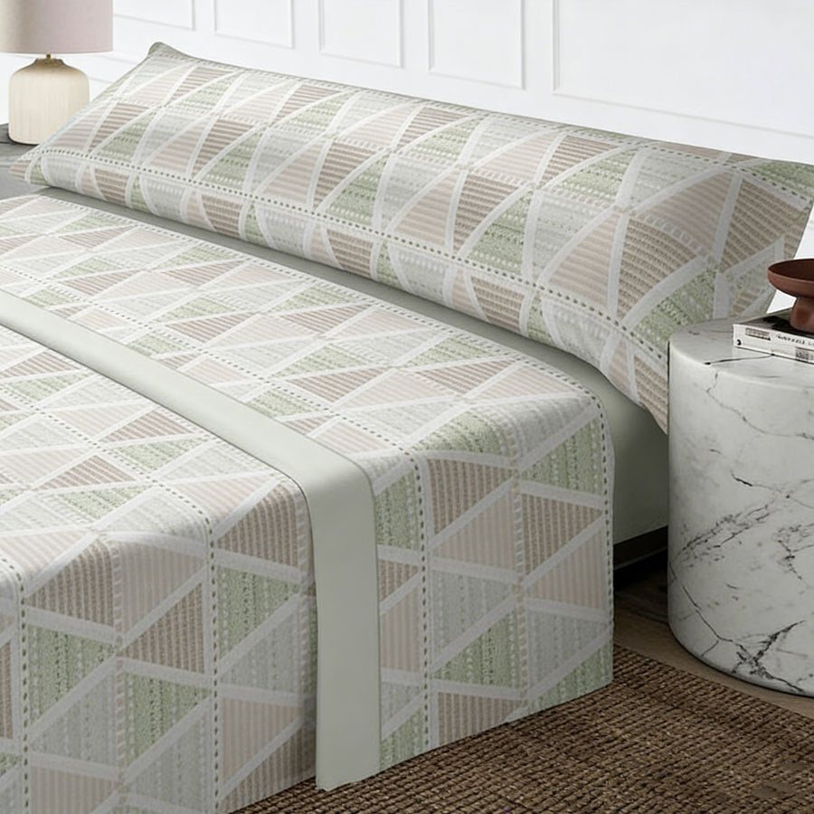 Juego de cama prémium de tres piezas: sábana bajera, sábana y funda de almohada. Suave y cómodo, disponible en varios colores y tamaños, fácil de cuidar. variant image - product view 92